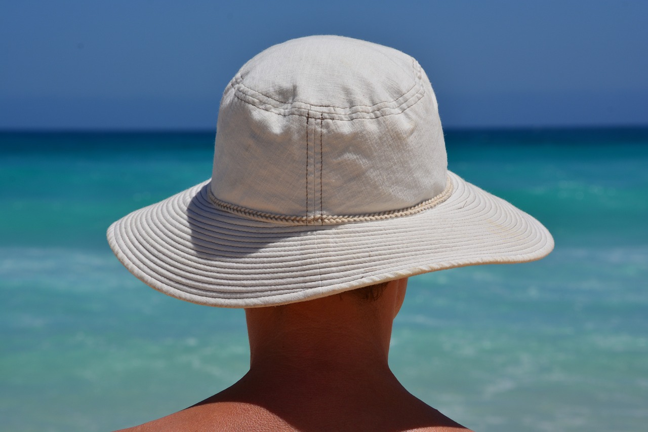 Шляпа для пляжа